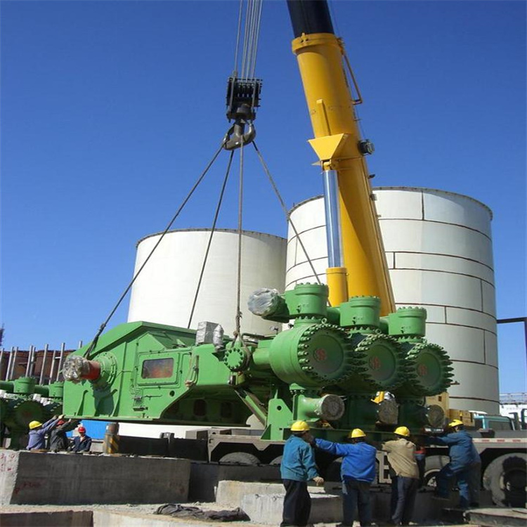 天河租赁200吨吊车